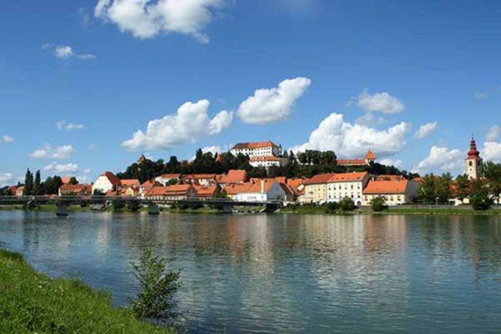 Urlaub Fuer Die Seele - Erholung Pur In Der Natur - Ferienhaus Mit Infrarotkabine & Relax-Raum Rucmanci Bagian luar foto