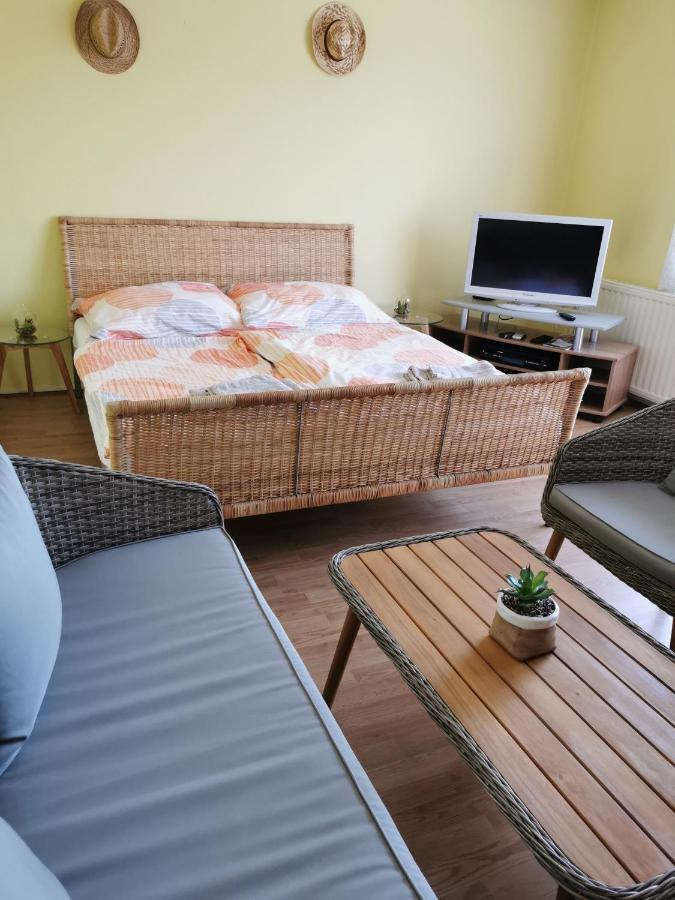 Urlaub Fuer Die Seele - Erholung Pur In Der Natur - Ferienhaus Mit Infrarotkabine & Relax-Raum Rucmanci Bagian luar foto